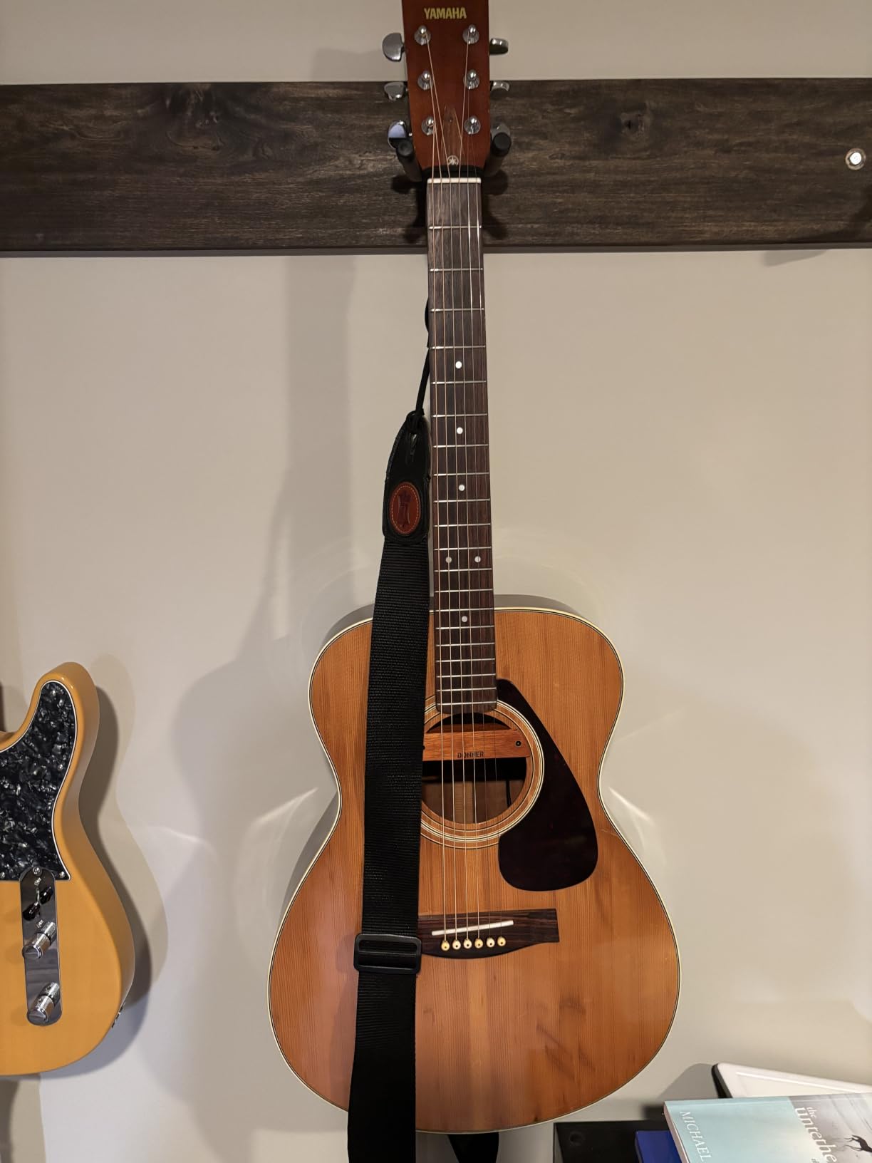 Donner Acoustic Guitar Pickup Passive Mahogany Soundhole Pickup with Humbucker Volume Tone Control customer photo 1
