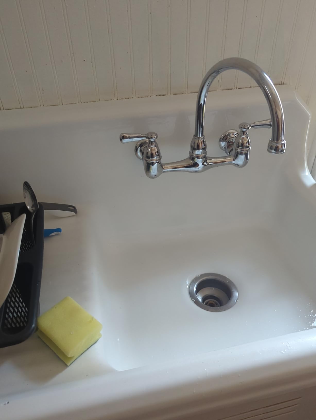 Peerless P2765LF Elmhurst Two-Handle Kitchen Faucet Wall-Mount, Chrome customer photo 2