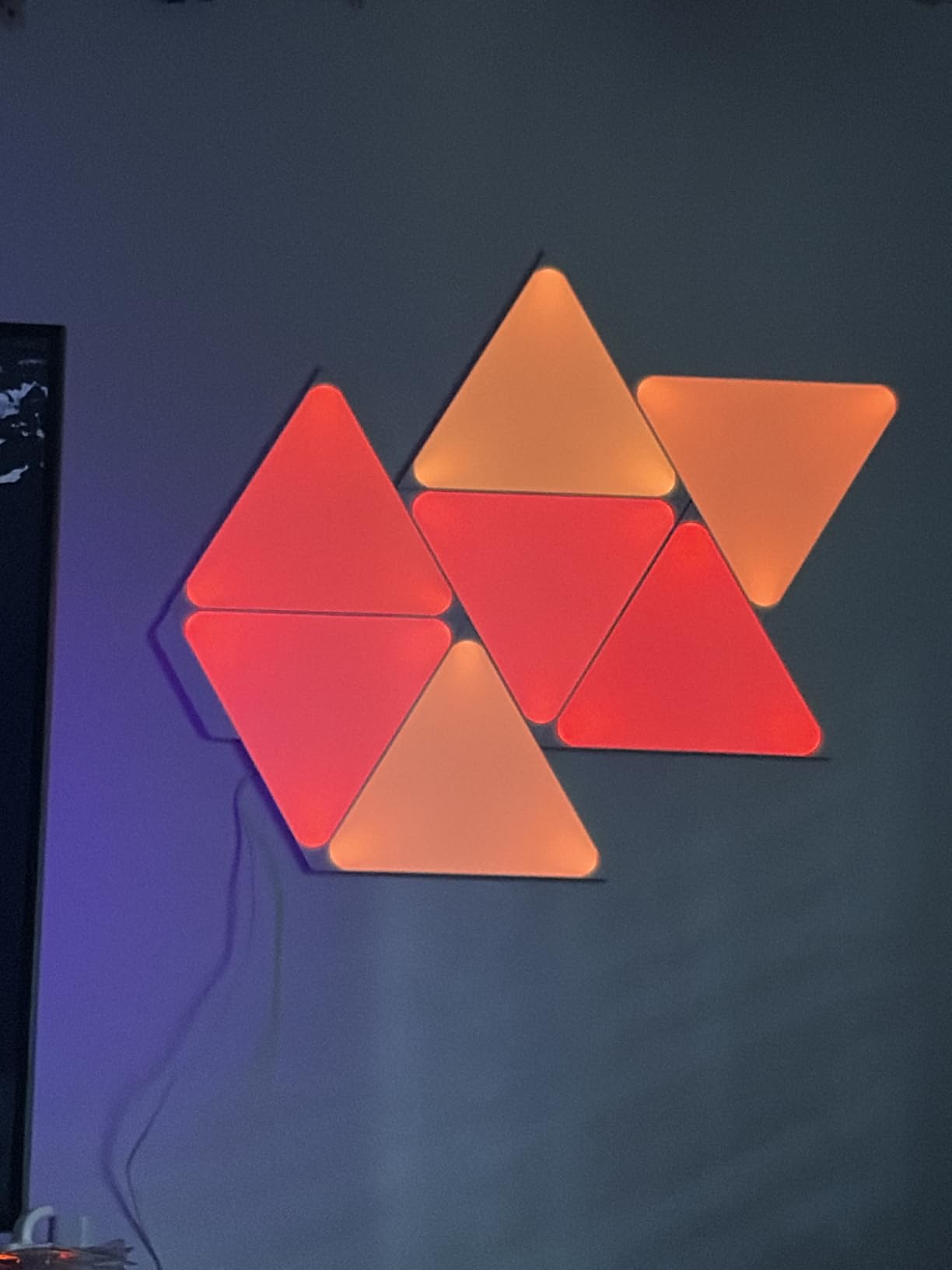 Nanoleaf Shapes LED Lights for Wall, WiFi Smart Home Wall Panel Light RGBW 16M+ Color LED Dimmable Gaming and Home Decor Wall Lights Smarter Kits (Triangles Smarter Kit 7 Pack) customer photo 1