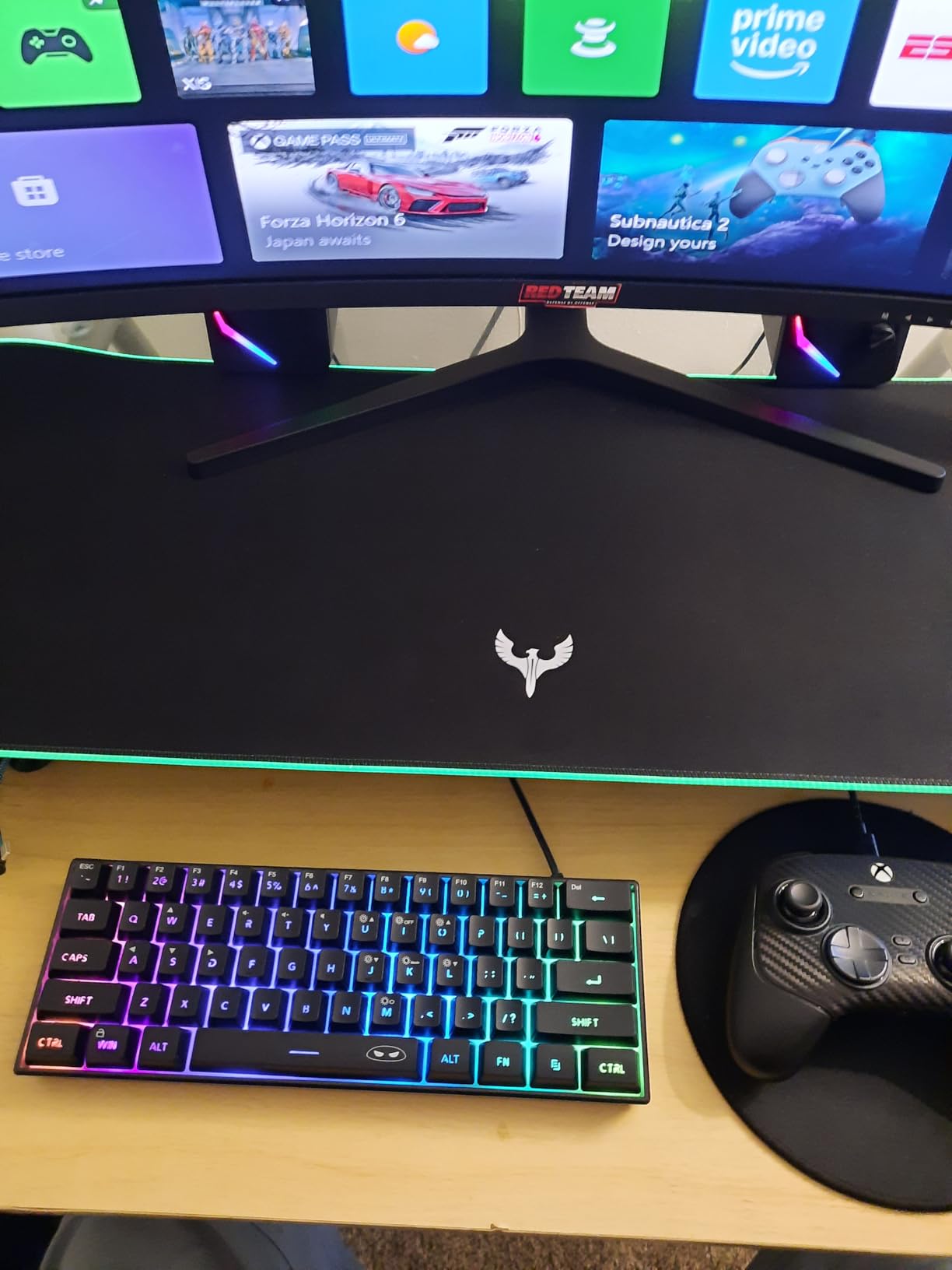 MageGee Mini 60% Gaming Keyboard, Upgrade RGB Backlit 61 Key Ultra-Compact Keyboard, TS91 Ergonomic Waterproof Mechanical Feeling Office Computer Keyboard for PC, MAC, PS4, Xbox ONE Gamer(White) customer photo 2