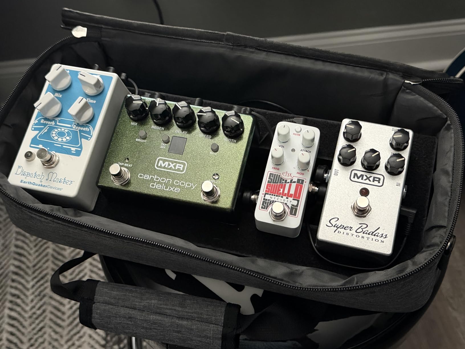 Ghost Fire Large Guitar Pedal Board Aluminum Alloy 3.6lb Super light Effect Pedalboard 27.5''x11.8'' with Carry Bag SPL-07 customer photo 2