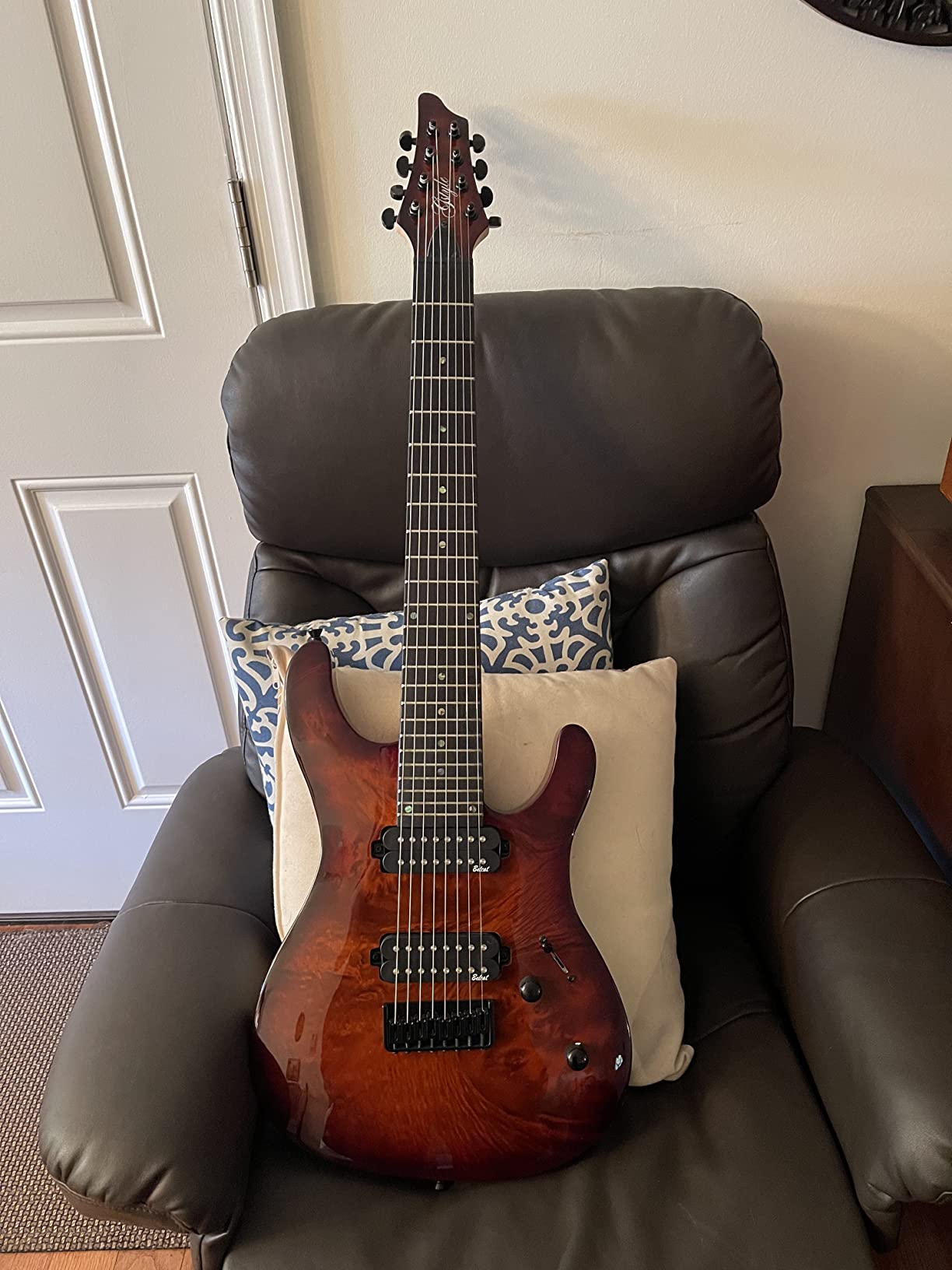 Gstyle 8 String Electric Guitar Burl Poplar Veneer Top Okoume Wood Body Bolt On Maple Neck (ES-800) customer photo 2