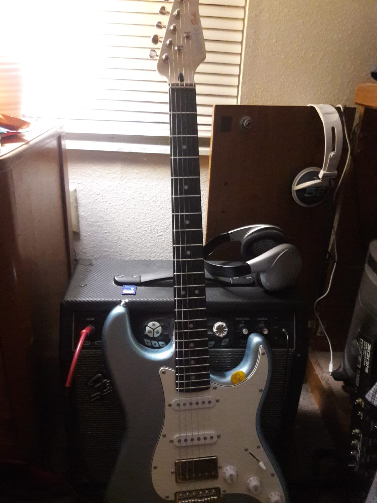 Donner Electric Guitar, DST-152 39