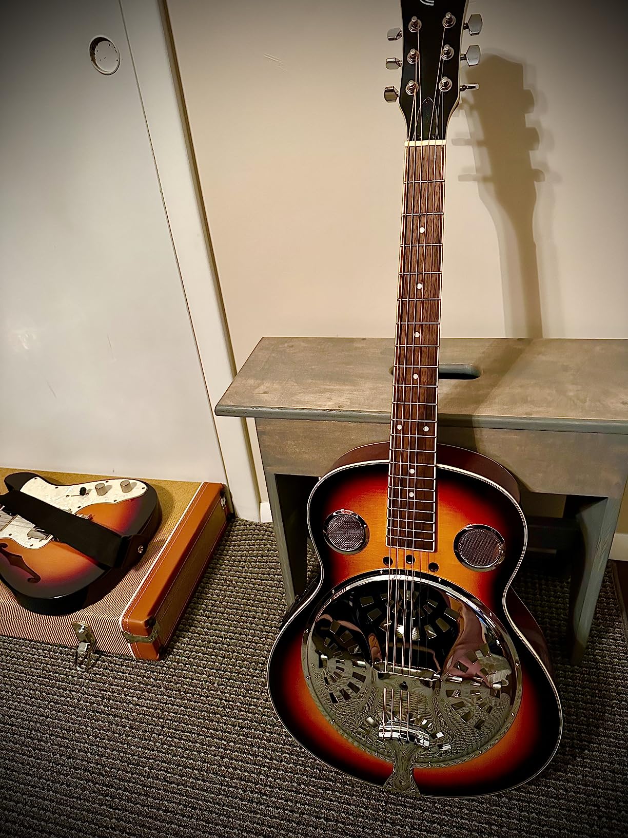Resophonic Resonator Acoustic Electric Guitar - 6 String Round Neck Sunburst with Built-in Pre Amplifier customer photo 2