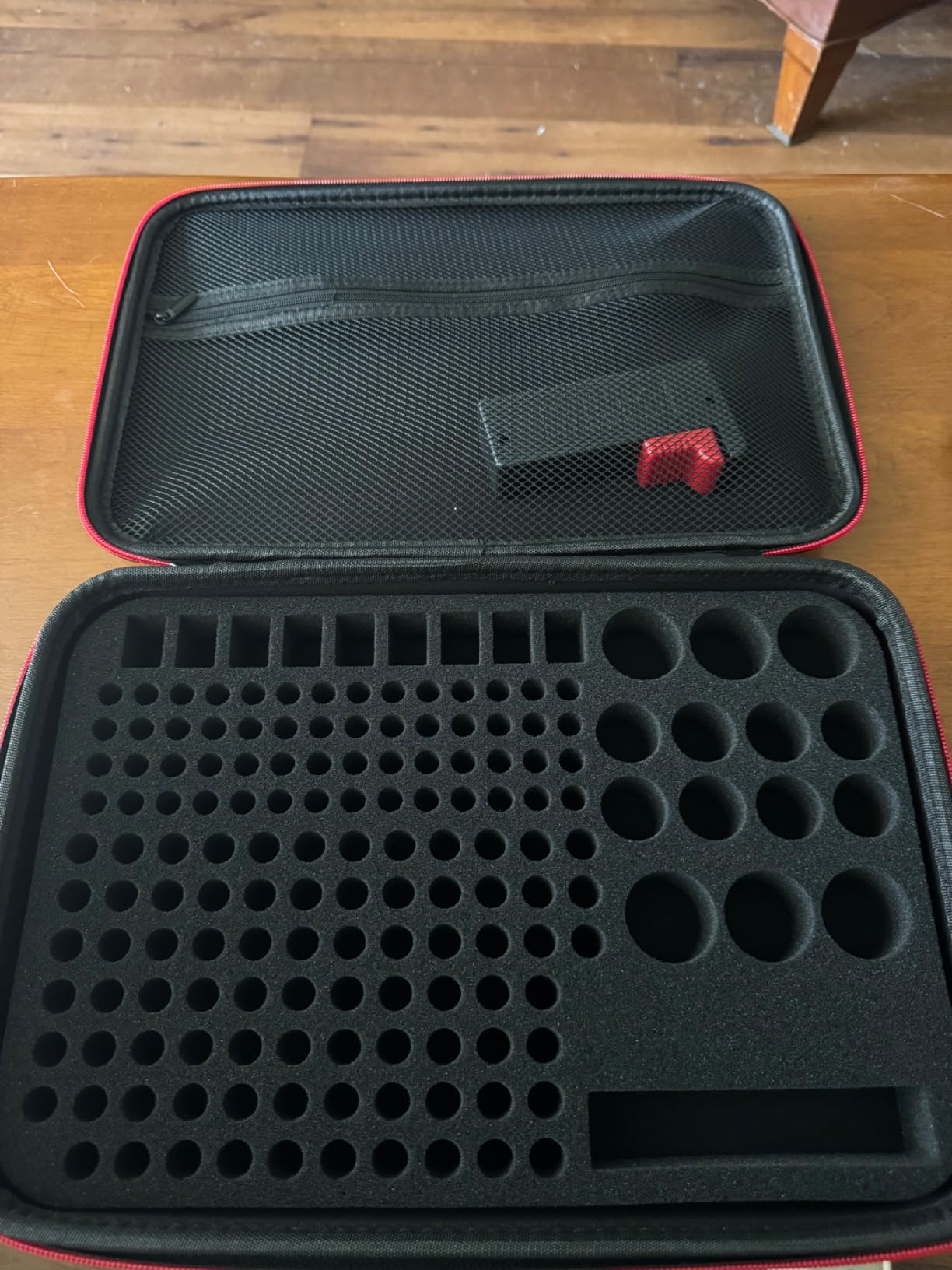 Battery Organizer Storage Box with Tester, Battery Vault Case Fireproof Waterproof Explosionproof Holder Box with Tester BT-168 Checker Carrying Case Container Bag Fit for 200+ Batteries AA AAA C D 9V customer photo 2