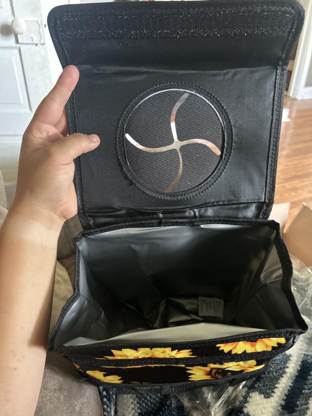 Vankor Car Trash Can Bin with Lid Hanging for Back Seat, Leak Proof Automotive Garbage Cans Leakproof Vehicle Trash Can for Truck SUV Black customer photo 1