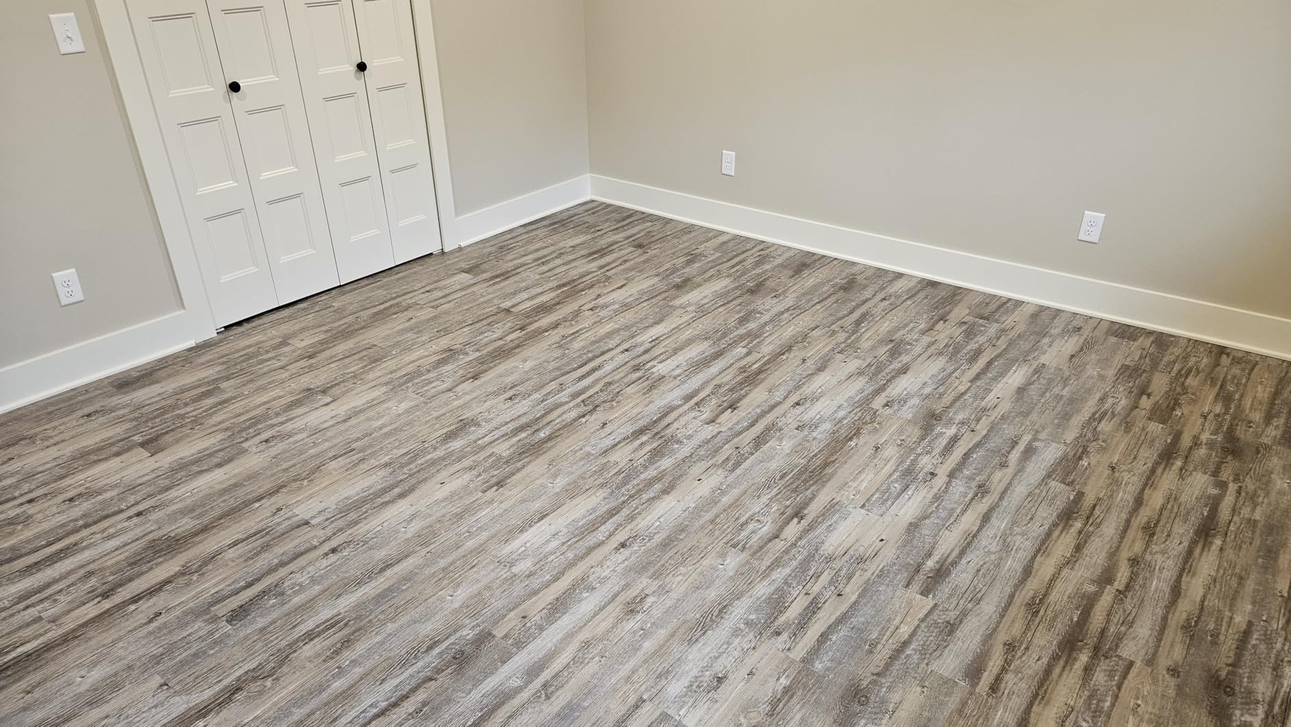 Art3d 36-Pack 54 Sq.ft Peel and Stick Floor Tiles Vinyl Plank Flooring Wood Look, Adhesive and Waterproof Tile Sticker for Bedroom, Living Room, Kitchen, RV in Old Wood customer photo 2