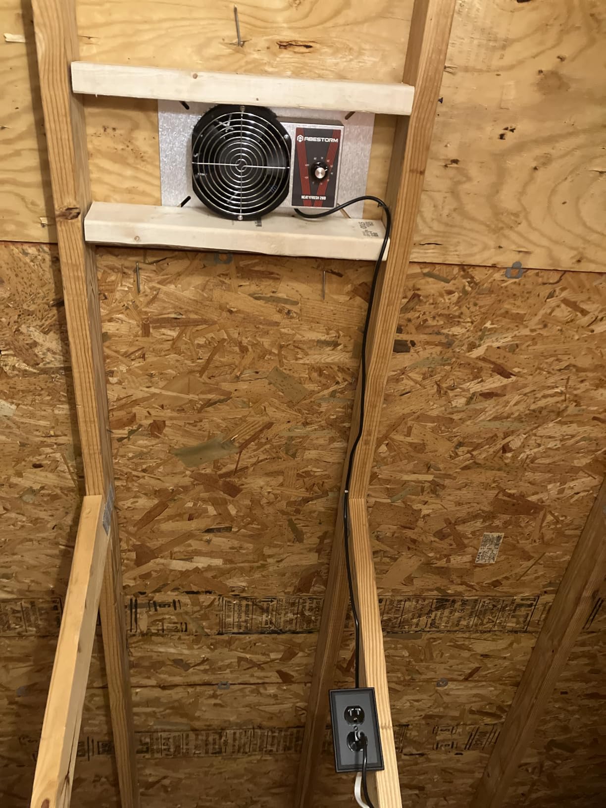 Abestorm 540CFM IP-55 Rated Crawlspace Ventilation Fan with Humidistat Thermostat, 8.7inch Basement Vent Fans with Isolation Mesh, Ventilator Fan for Crawl Space Basement Garage Attic Grow Tent customer photo 2