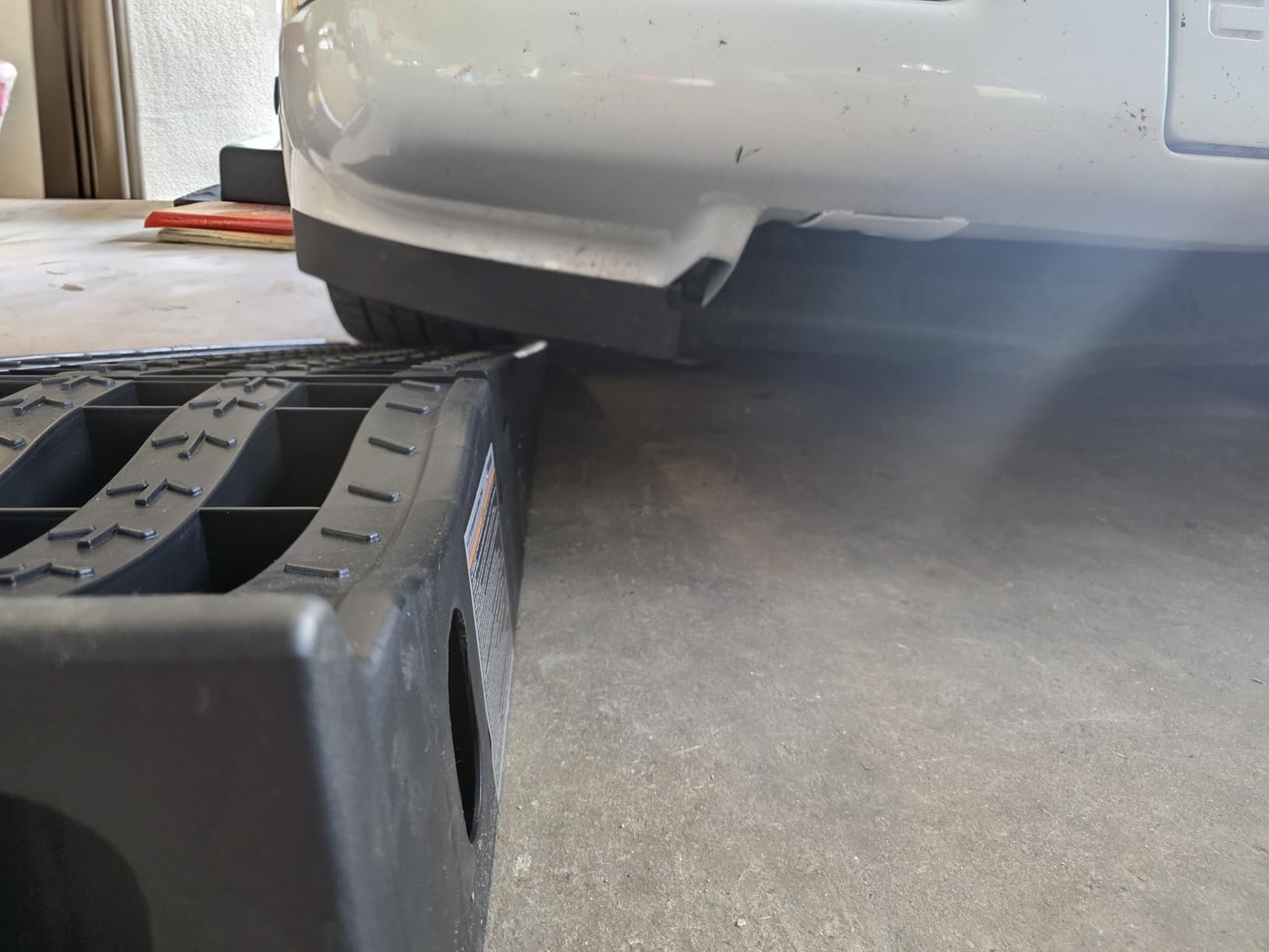MaxxHaul 50709 Detachable Extendable Car Ramp Set, Portable Car Ramps With 3,250 lbs Maximum Weight Capacity Per Ramp 6,500 lbs Per Pair customer photo 2