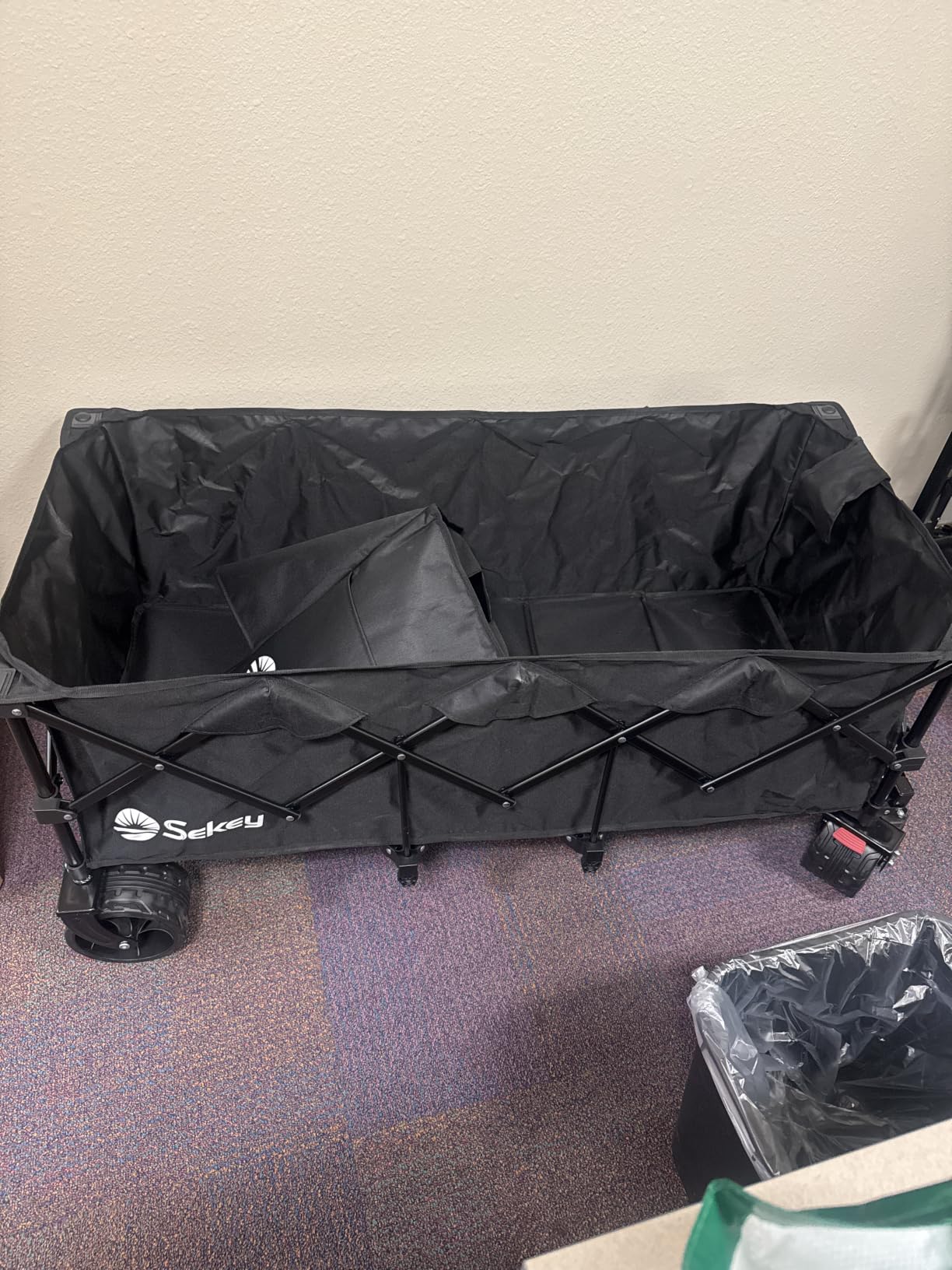Sekey 48''L Collapsible Foldable Extended Wagon with 440lbs Weight Capacity, Heavy Duty 300L Folding Utility Garden Cart with Big All-Terrain Beach Wheels & Drink Holders. Black customer photo 1