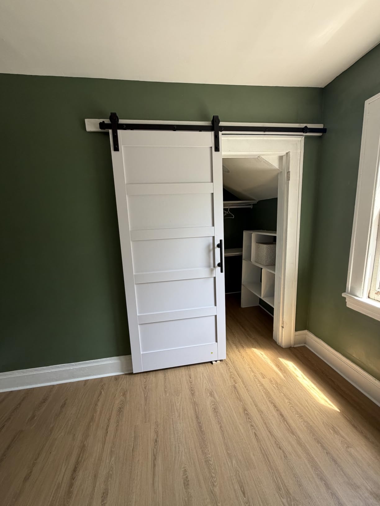 Fredbeck 36x84 inch White Barn Door with 6.6FT Sliding Door Hardware Kit Included & Handle, Solid MDF, PVC Surface, DIY Assembly, 5-Panel, Fit 33in-34in Opening customer photo 2
