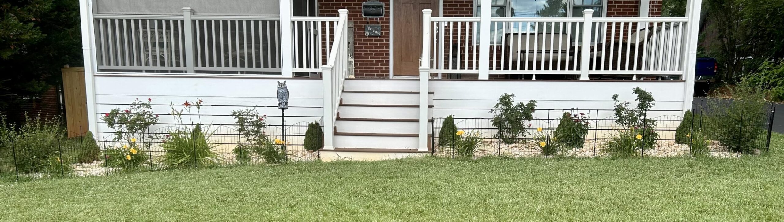 10 Panels Decorative Garden Fence - 32 in (H) x 23.6 ft (L) No Dig Dog Fence Outdoor for Yard, Rustproof Tall Garden Fencecing Panels, Animal Barrier Suitable for Yard Border, Patio, and Outdoor Use customer photo 1