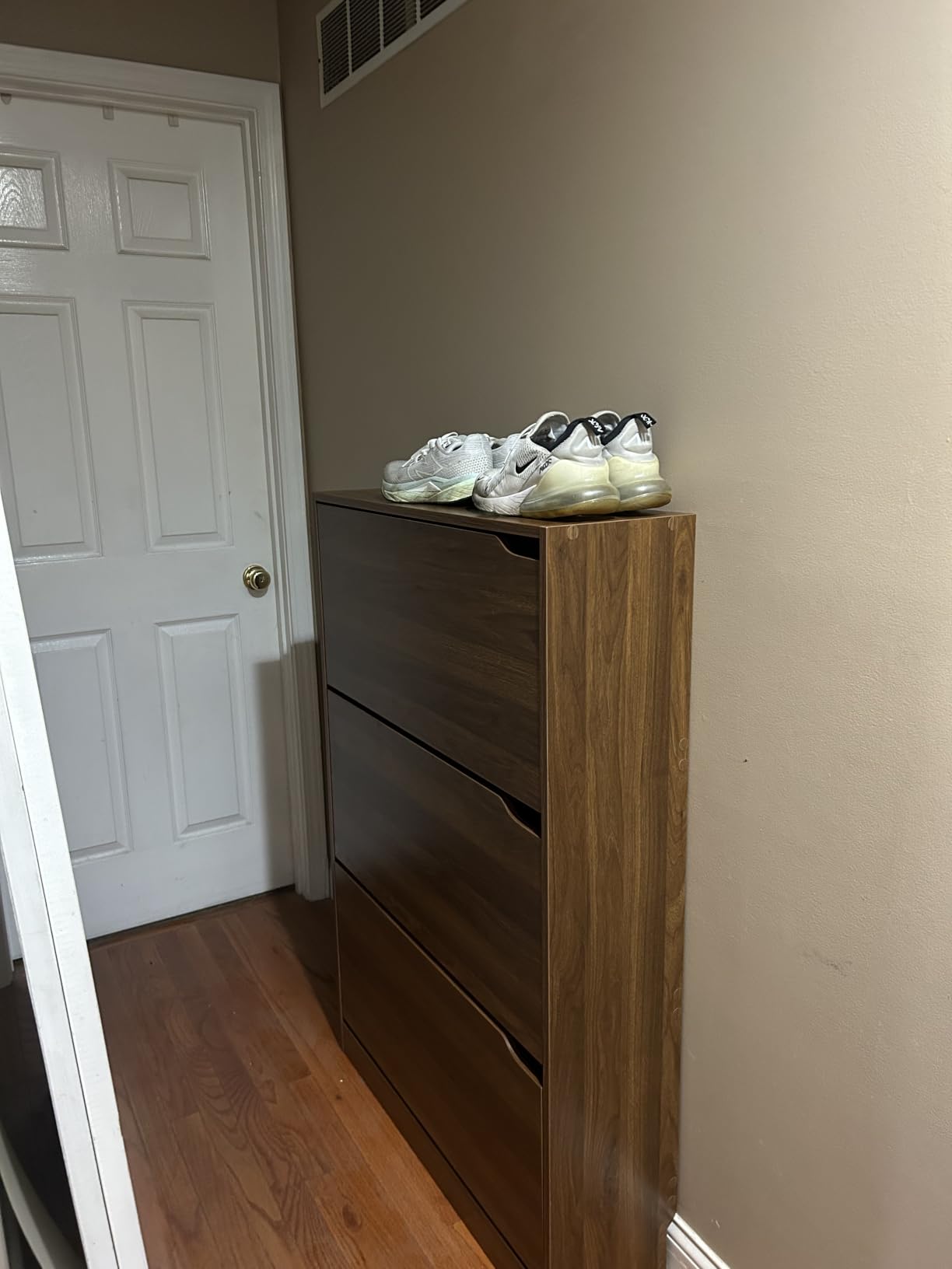 BORNOON Shoe Cabinet with 3 Flip Drawers, Hidden Wood Shoe Cabinet, Freestanding Shoe Storage Cabinet for Entryway Hallway, White customer photo 2