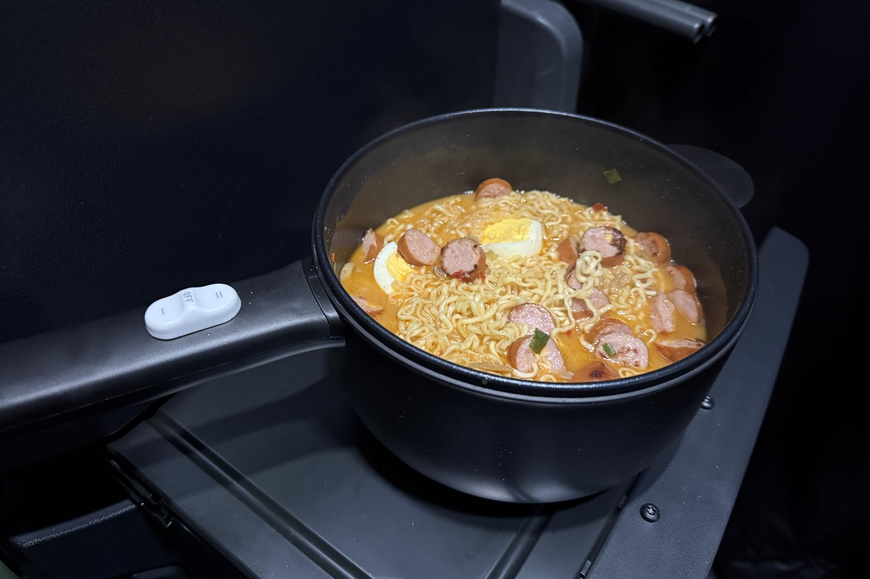 Dezin Hot Pot Electric, 2L Non-Stick Saute Pan, Rapid Noodles Cooker, Mini Portable Pot for Steak, Egg, Fried Rice, Ramen, Oatmeal, Soup with Power Adjustment & Spatula, College Dorm Room Essential customer photo 2