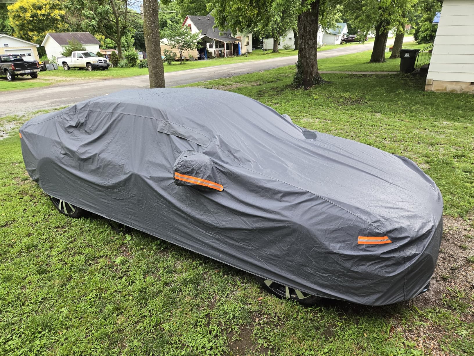 GUNHYI 16 Layers Truck Cover Waterproof All Weather - Heavy Duty Outdoor Pickup Truck Cover for Tacoma, Tundra, Titan, F-150, RAM 1500, Silverado 1500 customer photo 1