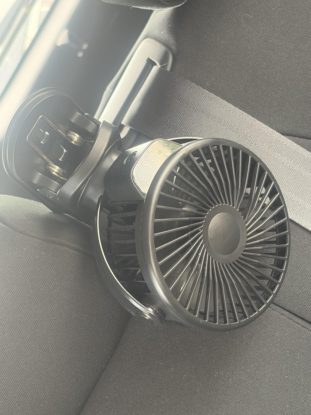 Koonie Portable Clip On Fan, Small Rechargeable Battery Operated, 3 Speed Mini Clamp Fan With LED Display, 360° Rotate Personal Cooling Desk Fan for Stroller Bed Travel Camping Golf Gym customer photo 2