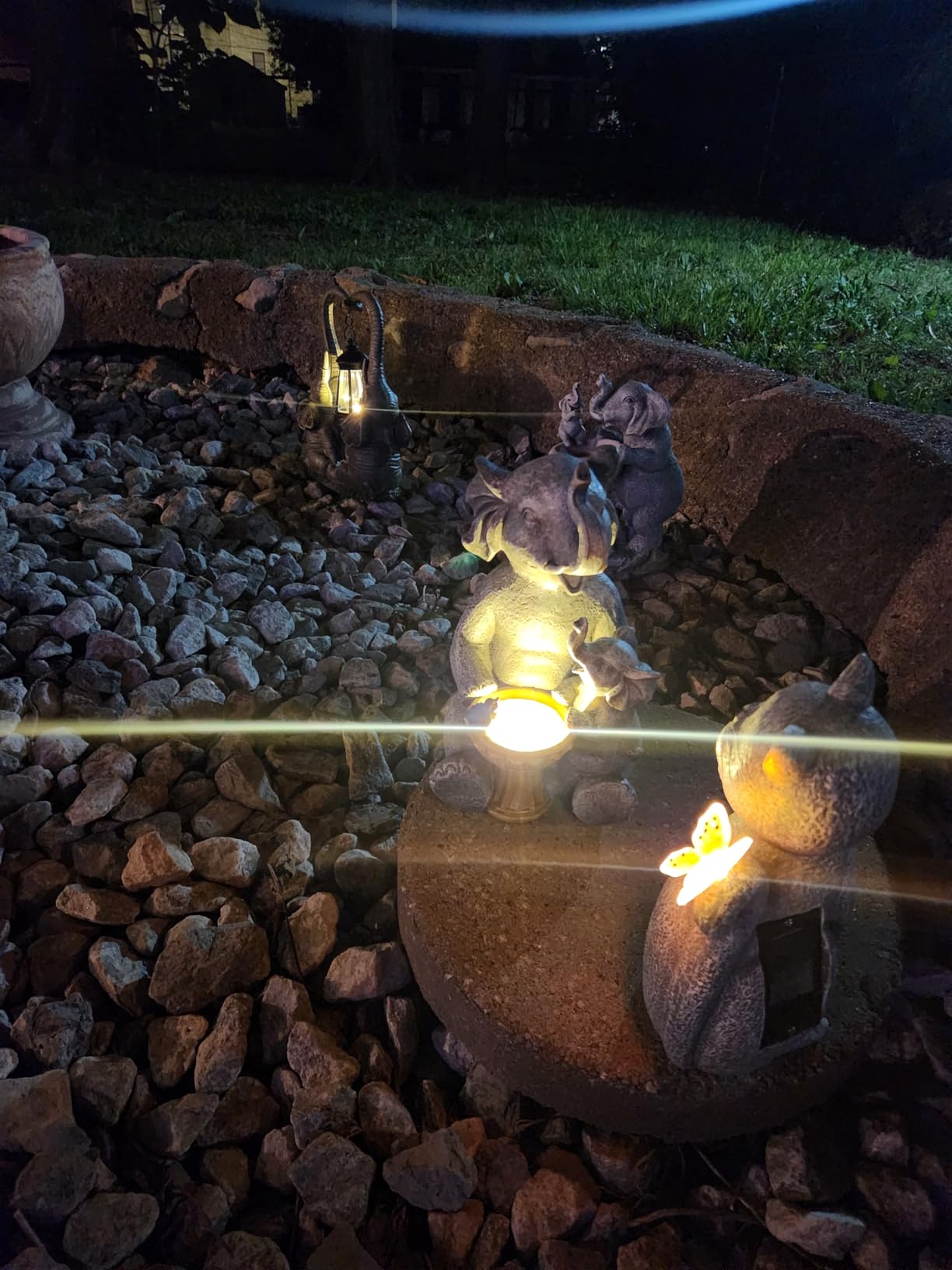 GIGALUMI Solar Garden Statues Bears 9
