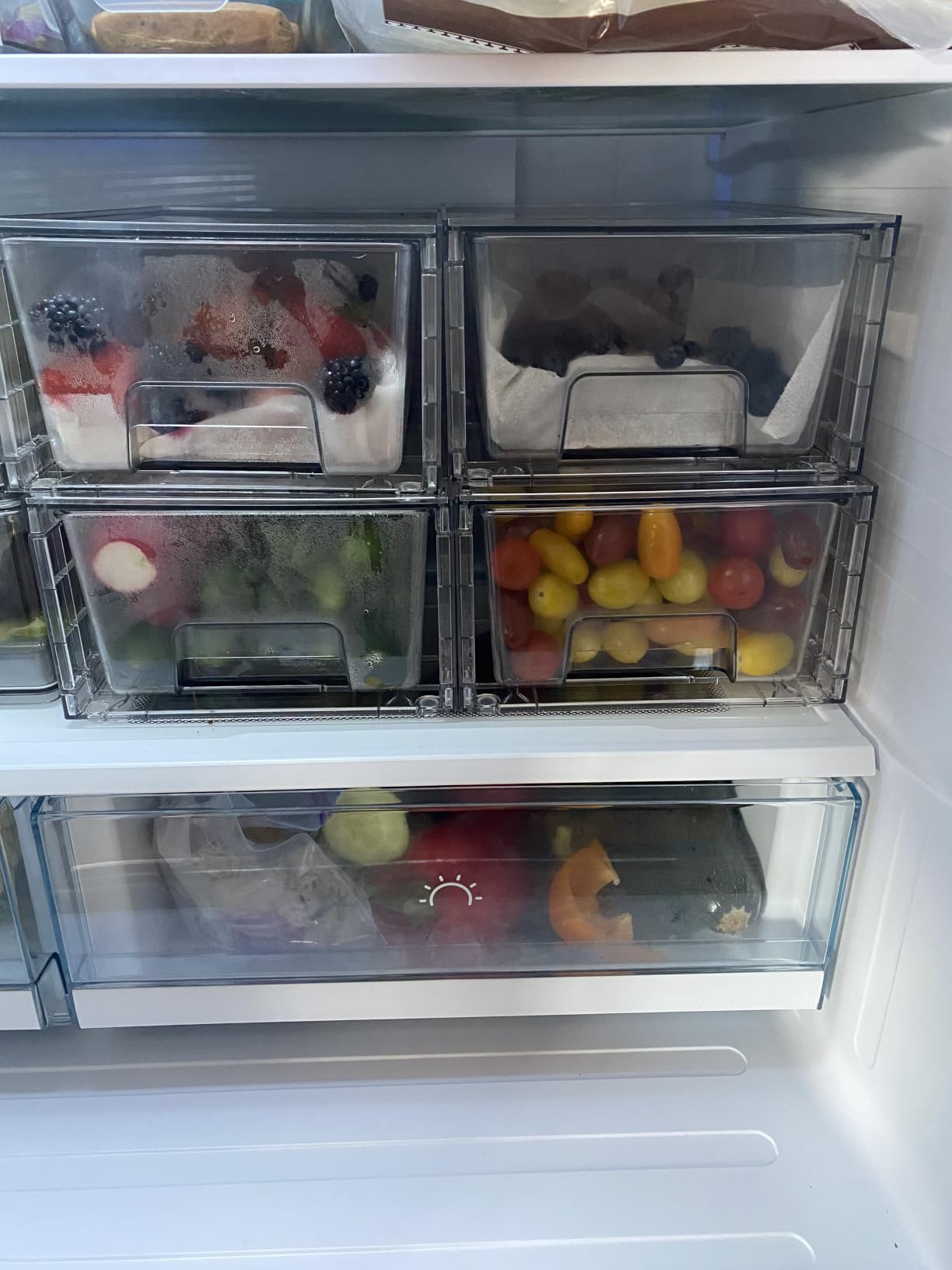 Vtopmart 4 Pack Stackable Storage Drawers, Clear Acrylic Drawer Organizers with Handles, Easily Assemble for Fridge, Bathroom, Kitchen Undersink, Cabinet, Pantry Organization and Storage customer photo 1