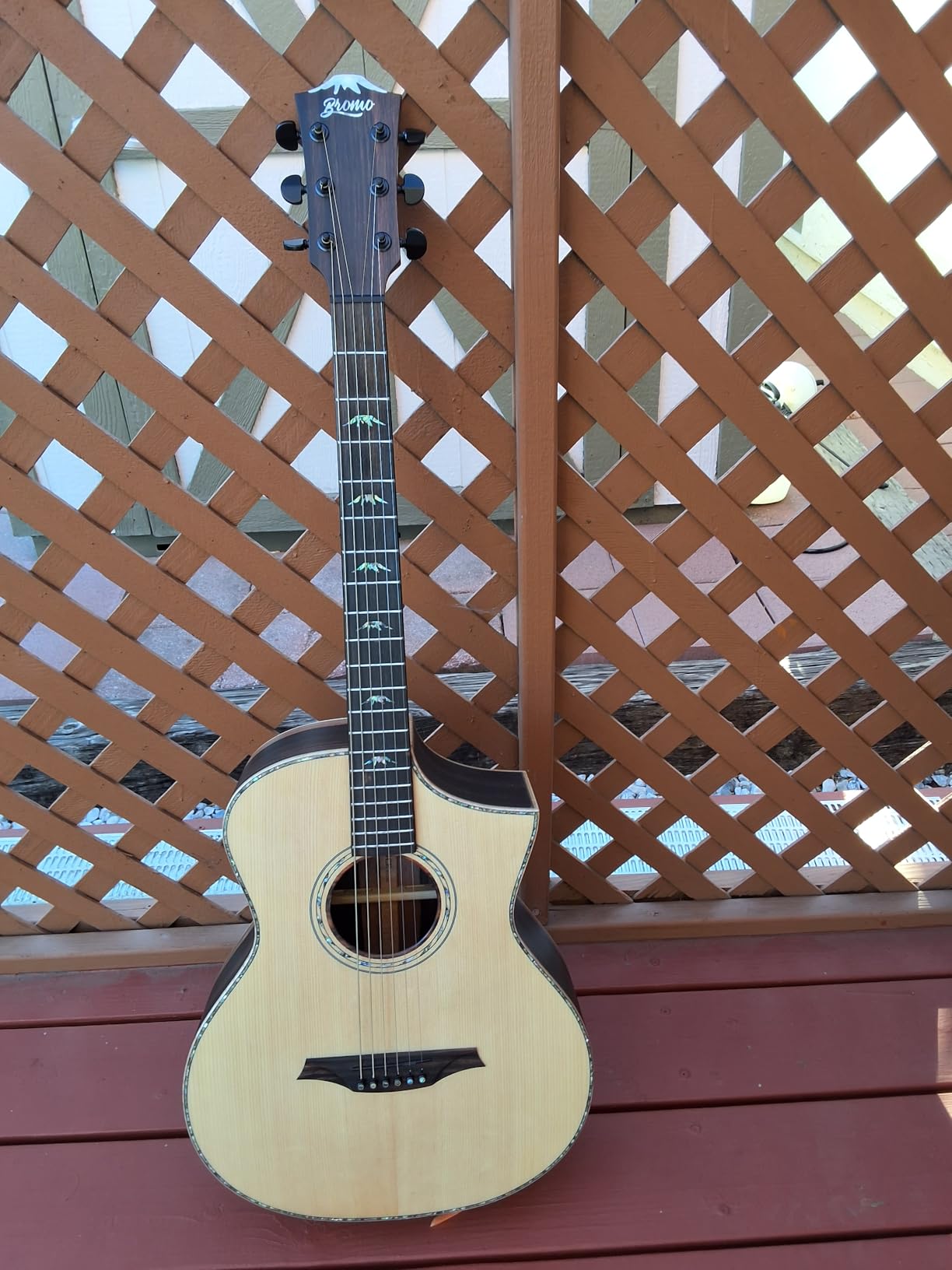 Bromo BAR 5CE All-Solid Cutaway Baritone Acoustic-Electric Guitar customer photo 2