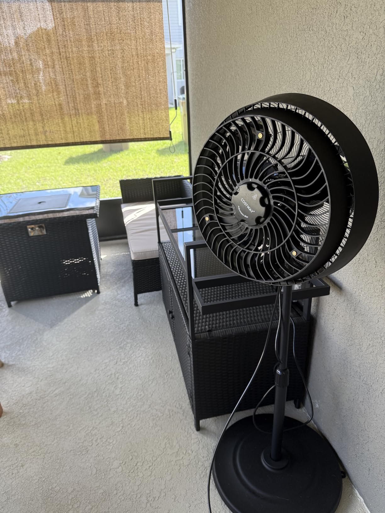 COSTWAY Outdoor Misting Fan, 16-Inch Oscillating Pedestal Fan with Adjustable Height, 3 Mist Levels, 3 Speeds, 90° Oscillation, 35° Tilt Angle, GFCI Plug, Standing Fan for Outside Patio Backyard customer photo 2