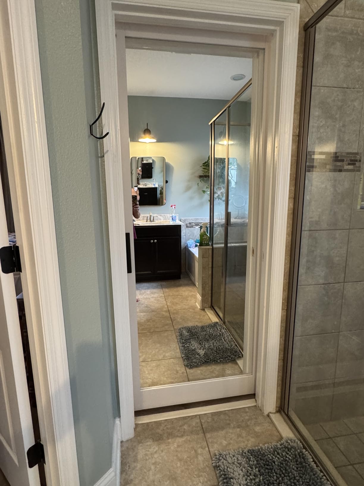 BARNSMITH 32in x 84in Mirror Barn Door with 5.5FT Sliding Door Hardware Kit Included, 1 Lites Full Length Mirror Door, Solid Wood Water-Proof PVC Surface, No Assembly Required, White customer photo 2