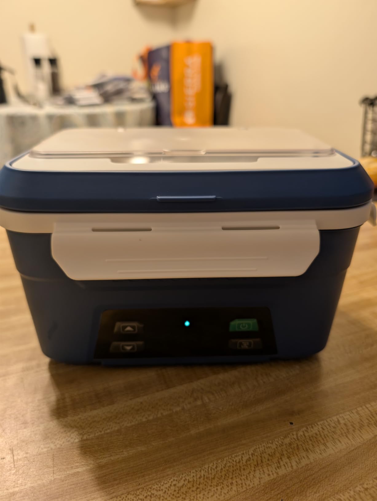 EAST OAK Cordless Electric Lunch Box for Adults, Heated Lunch Box Battery Powered with Automatic Heating, 5.5 Cups Portable Food Warmer with Removable Tray Divider customer photo 2