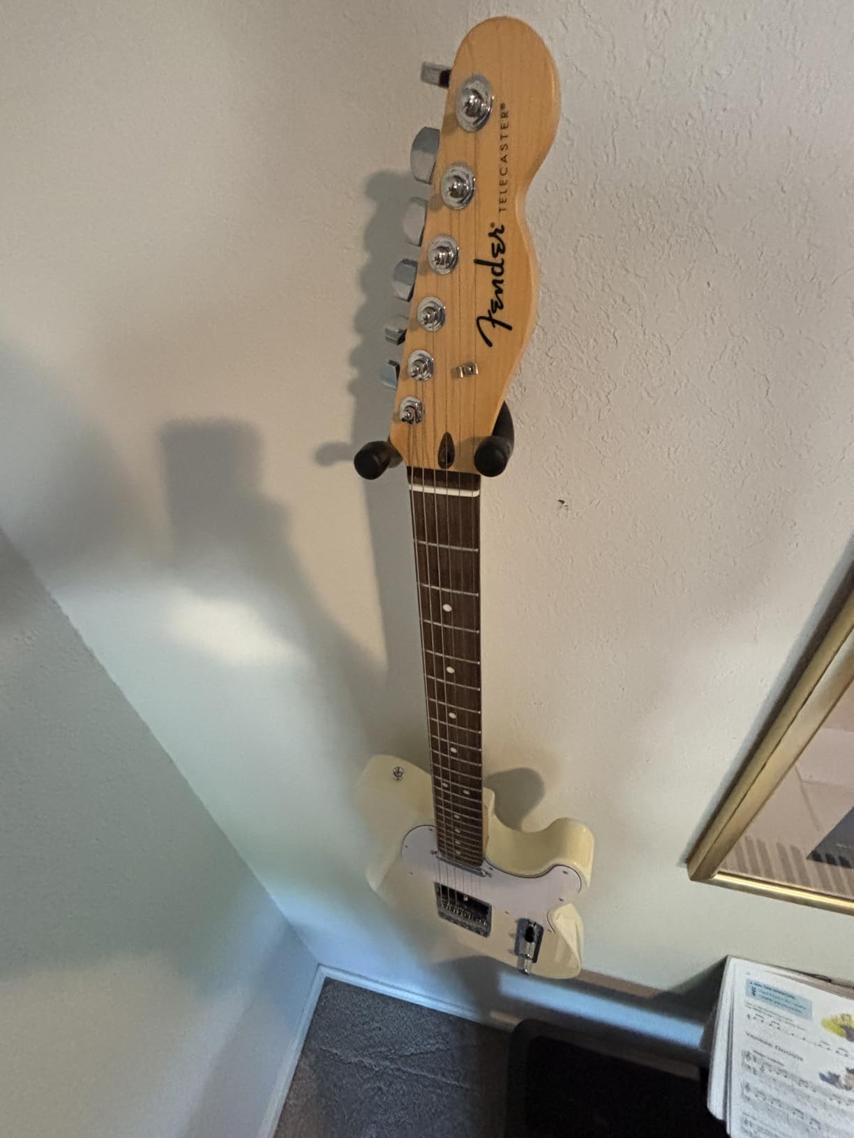 Fender Standard Series Telecaster, Electric Guitar, with 2-Year Warranty, Modern C Shaped Neck, Laurel Fingerboard, White Pickguard, 3-Color Sunburst customer photo 1