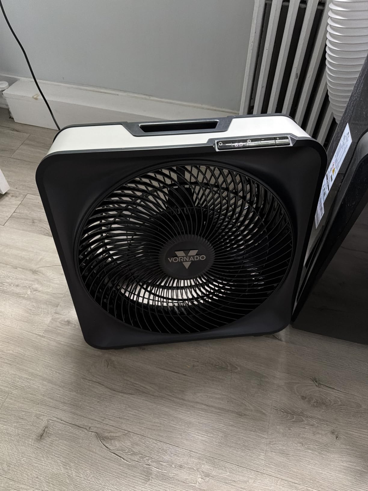 Vornado Model 80X High Velocity Box Fan with Kick Stand, Digital Display, Removable Grille, Variable Speed Control, 1-12 Hour Timer, Powerful Floor Fan for Bedroom, Targeted Cooling Fan, Cool Gray customer photo 1