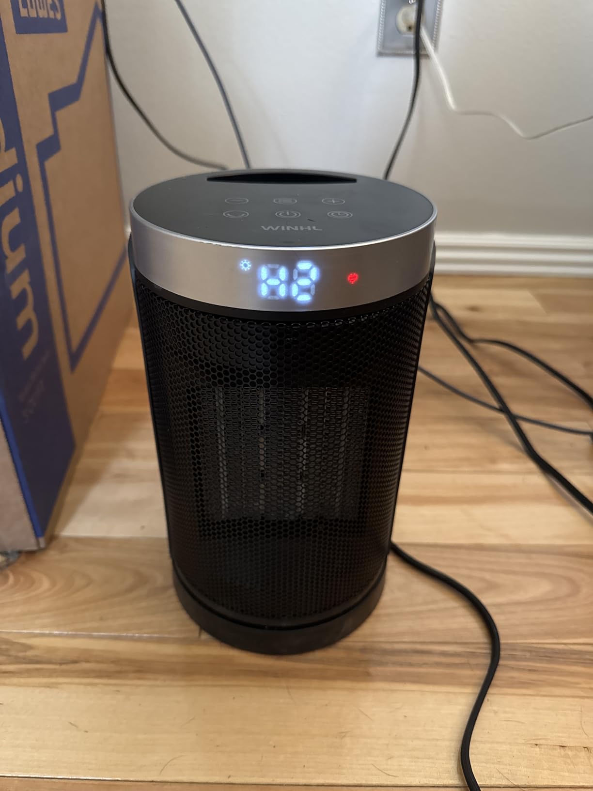 Space Heater, WINHL Small Portable Electric Heaters for Indoor Use with Thermostat and Remote, 70 Degree Oscillation, 12H Timer, 5 Modes, 1500W PTC Ceramic Fast Safety Heat for Office Bedroom Home customer photo 2
