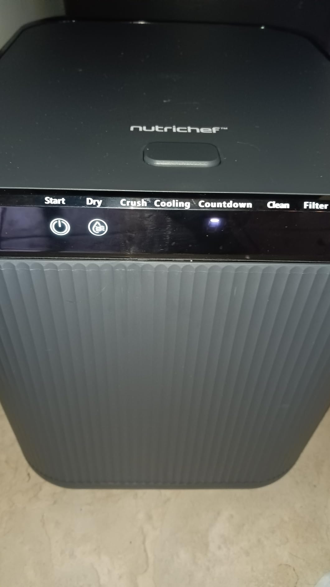 NutriChef Electric Kitchen Composter | 3 Quart Food Recycler | Food Waste Compost Bin for Countertop | 1 Button to Compost, Easy to Clean Composter Bucket | Low Noise, Odorless & Auto Clean | Grey customer photo 1