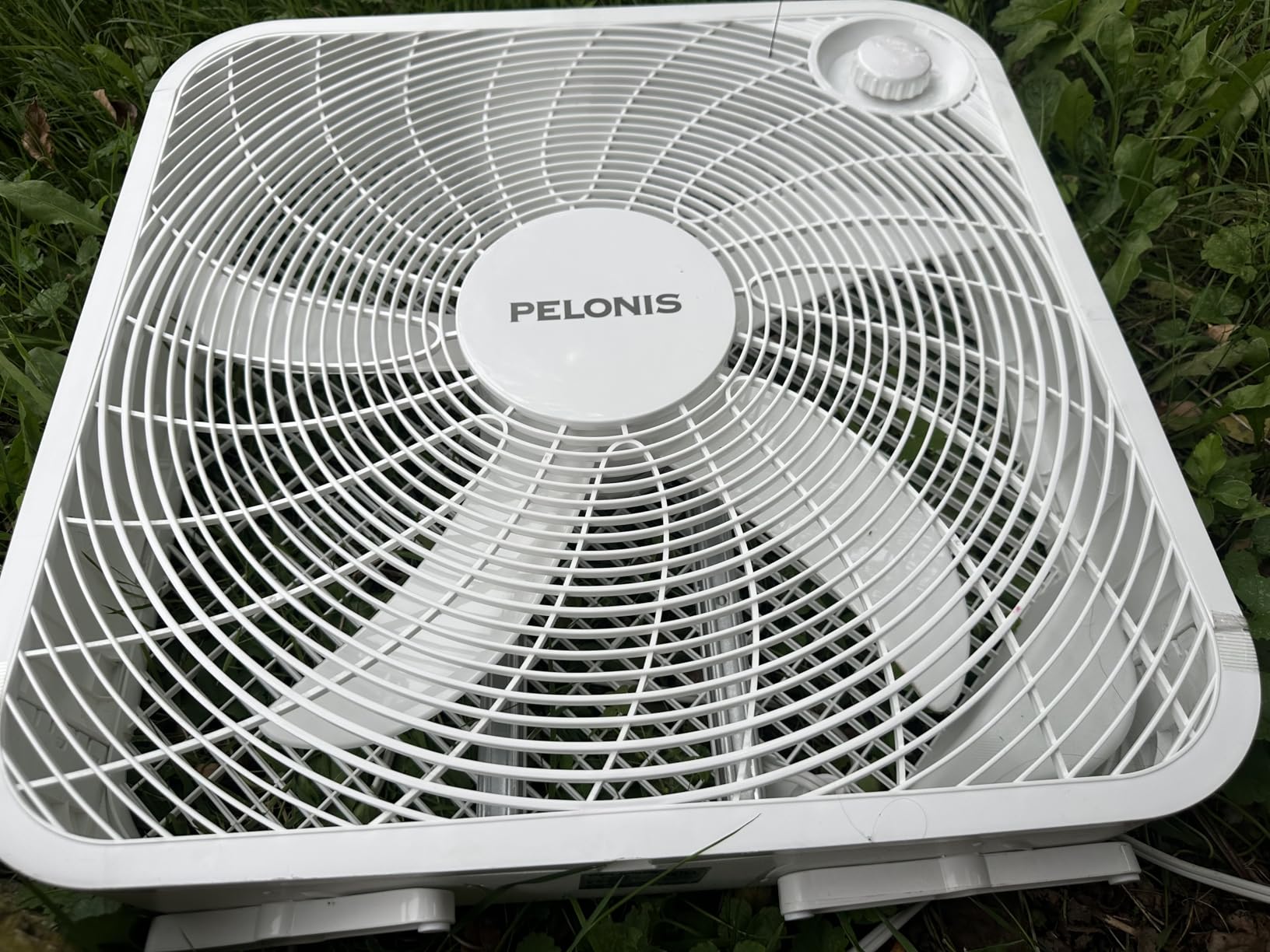 PELONIS 20 Inch Box Fan - 3 Speeds, Window Fans, Floor or Tabletop, 25ft/s, 2025 Upgraded, Superior Air Throw (2295 CFM), Lightweight, 5 Blades, Fans for Bedroom, Office, Living Room, Garage customer photo 2