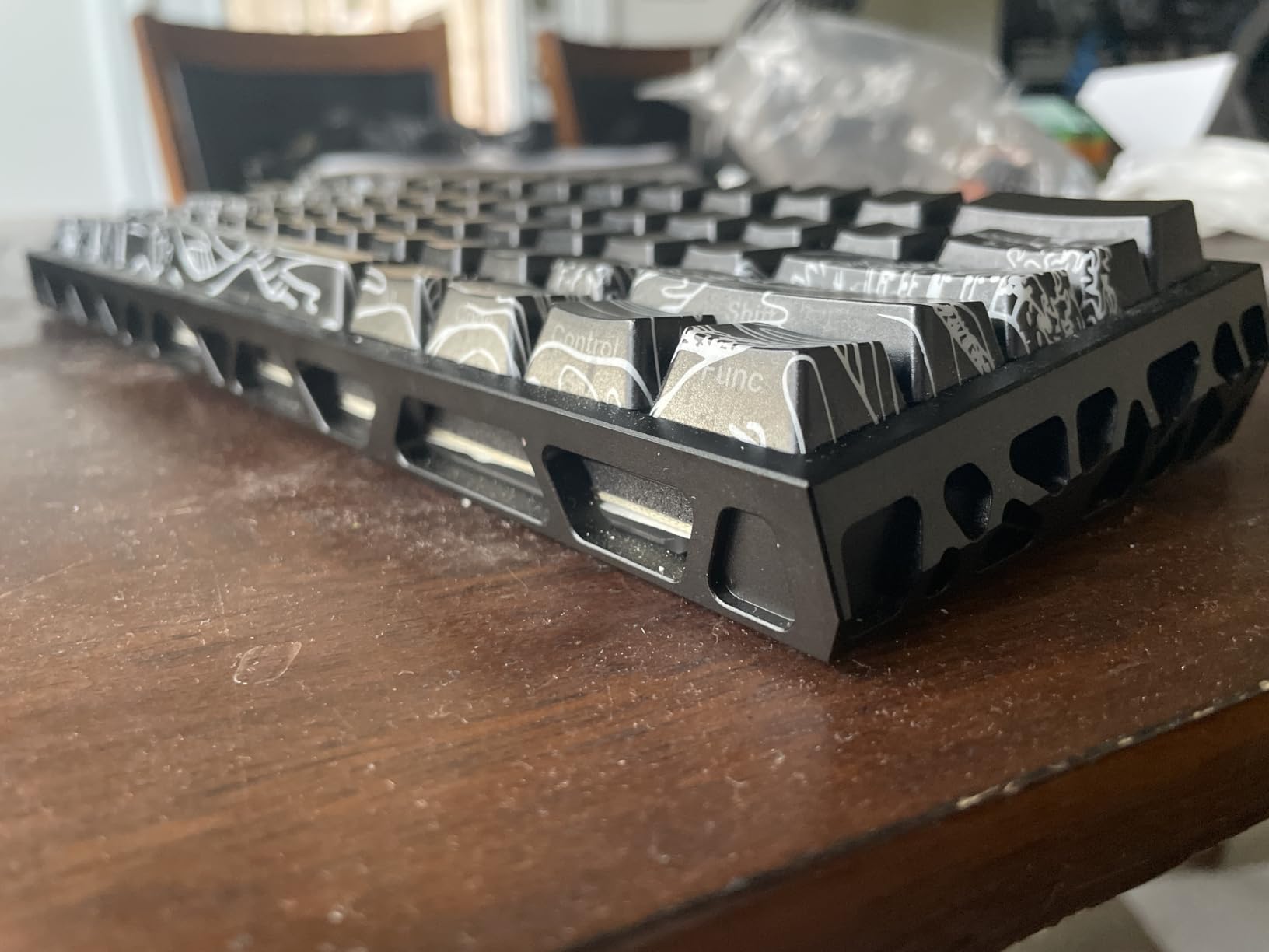 kutethy KY60 Hollow Out Aluminum Keyboard Case, 60% Mechanical Keyboard Shell Custom Keyboard Barebones Compatible with Wooting60 Mad60 Win60 GH60 60HE (Black) customer photo 1