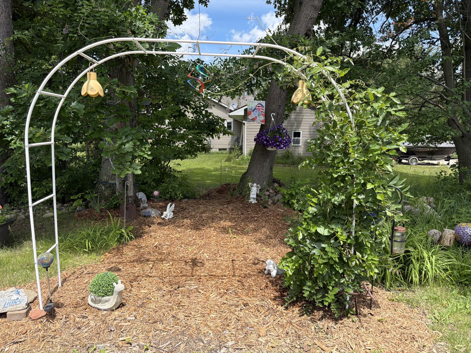 Thickened Rustproof Garden Arch Metal Trellis for Climbing Plants Outdoor, Wedding Arch Garden Arbor Frame Archway 4.9 x8.1 or 7.9 x6.7Ft Flower Arches for Bridal Party Decoration (Black) customer photo 1