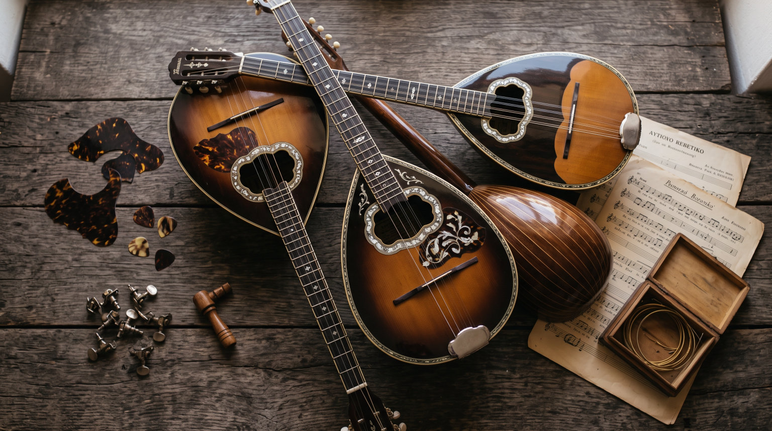 best bouzoukis